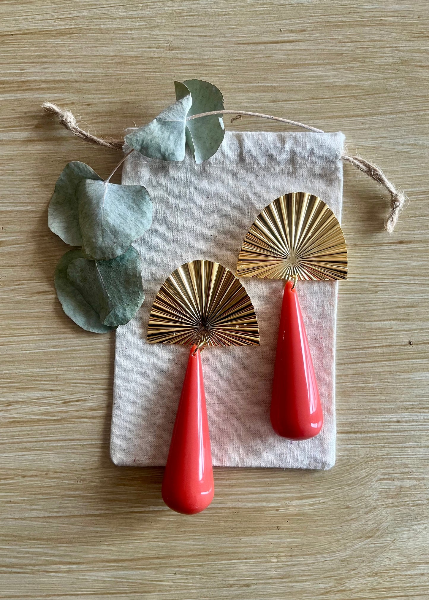 Pendientes Lágrimas Maxi Coral