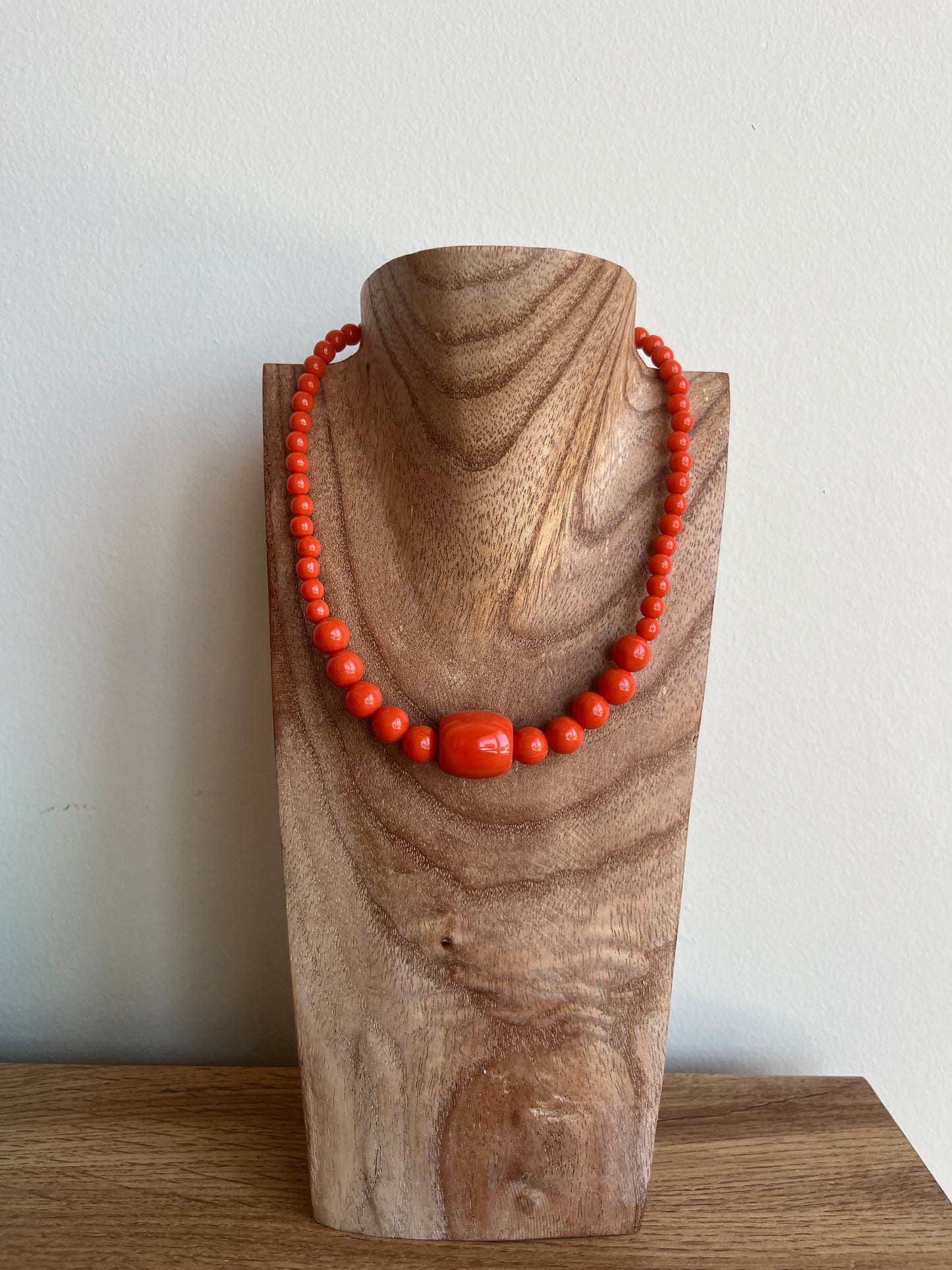 Collar coral