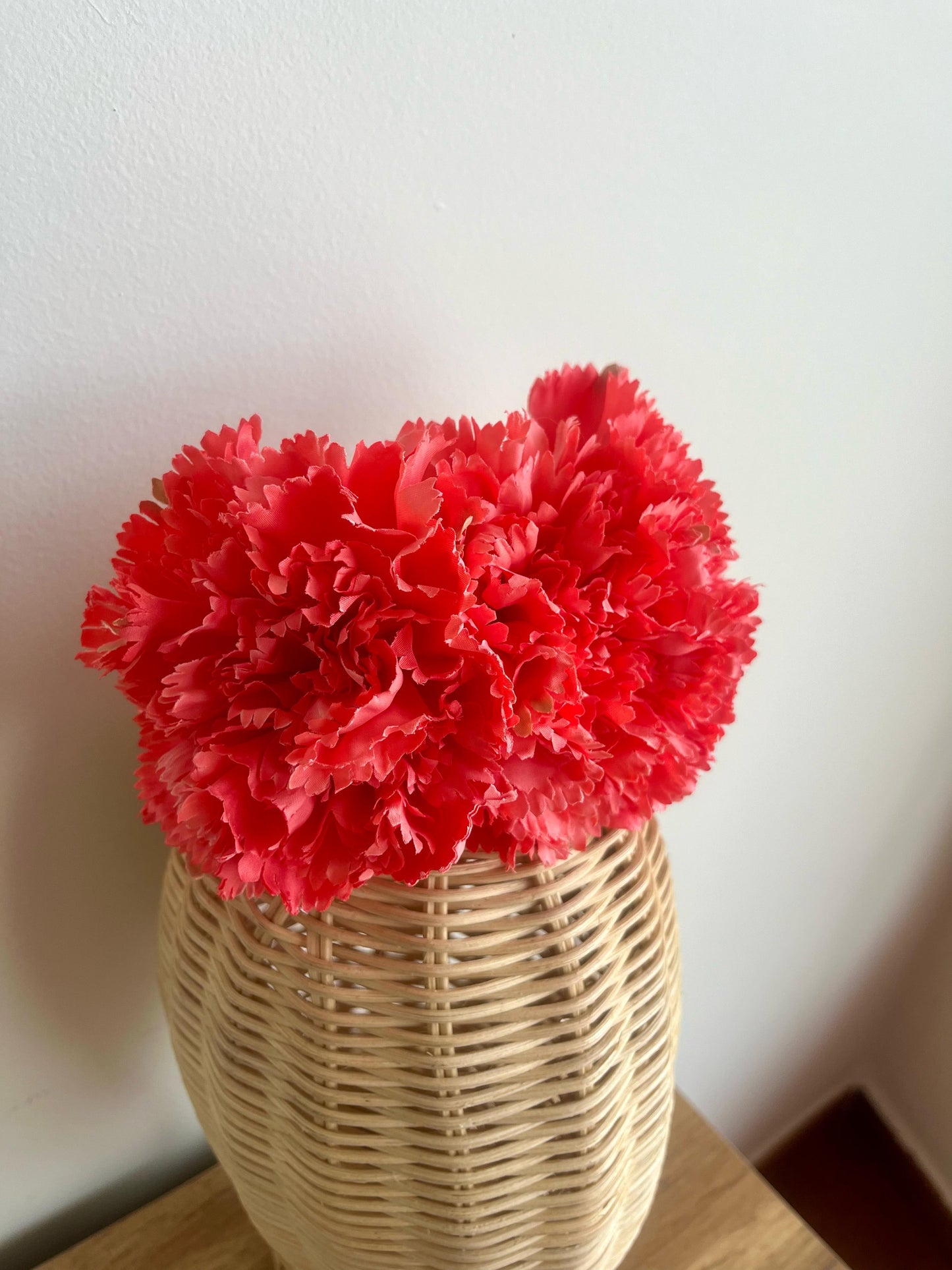 Ramillete Claveles Naranja Flúor