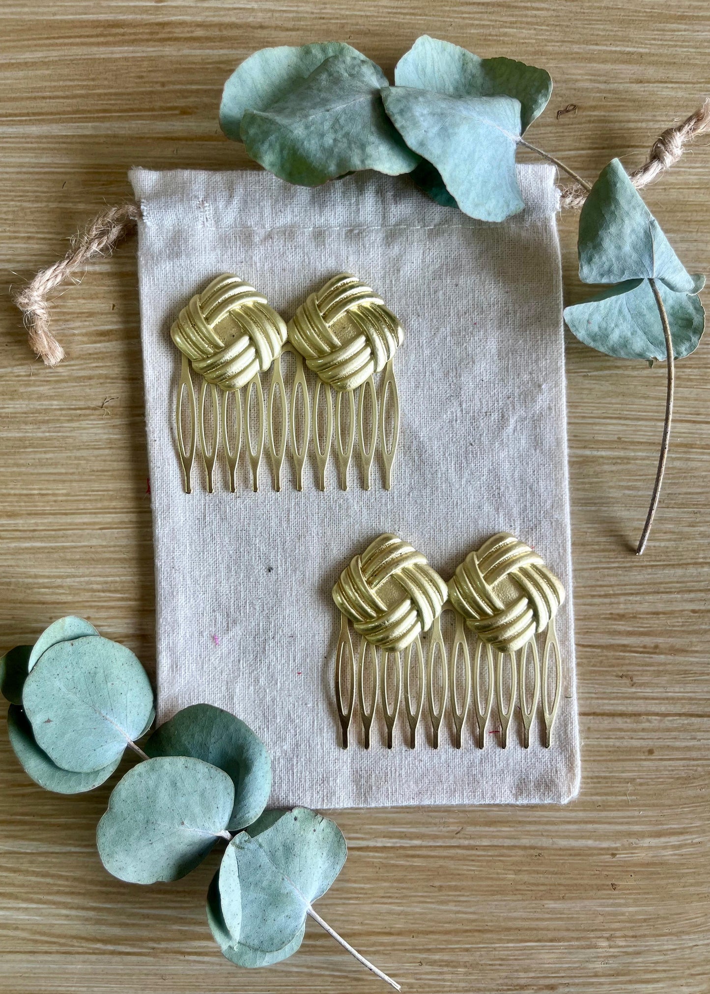 Peinecillos Rombitos Oro Mate