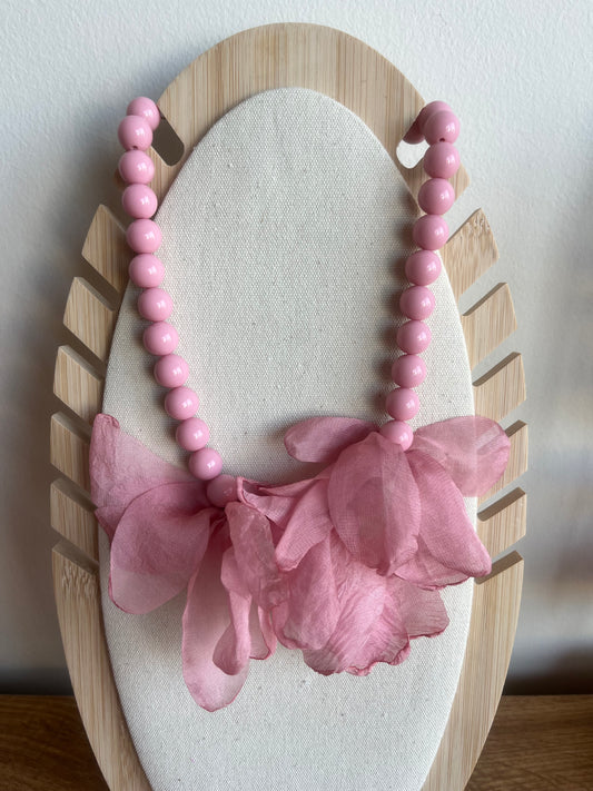 Collar Ainoa rosa