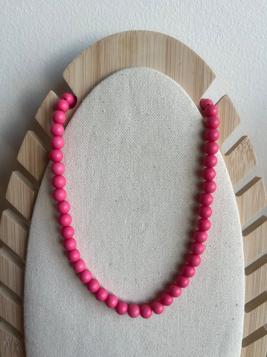 Collar Catalina rosa chicle